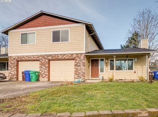 887 NE Hacienda Ct, Gresham, OR 97030