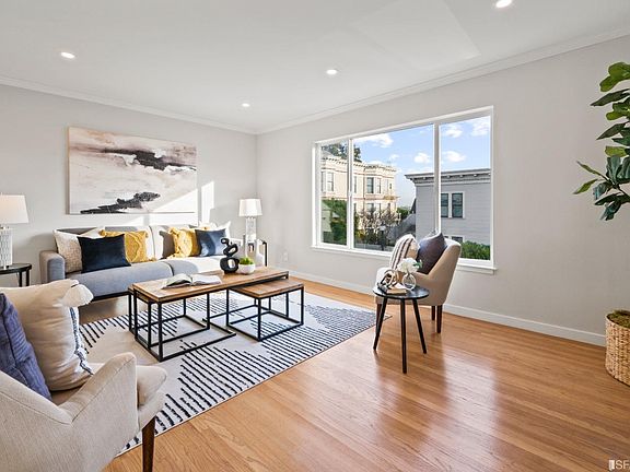 2nd image of 849 Noe St APT 4