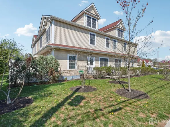 32 Cinder Rd Unit 3, Edison, NJ 08820