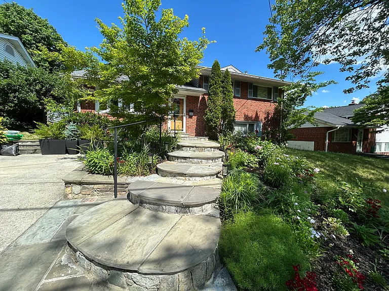 10213 Conover Dr — Photo 3