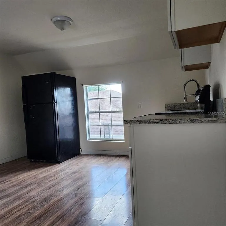 2 bed, 1.0 bath, 576 sqft, $1,450 — Photo 4