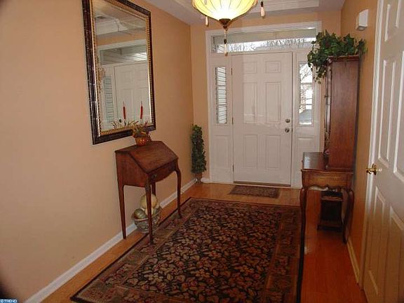 3rd image of 250 Brinley Dr