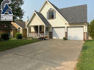 1819 Plymouth Rd, Manhattan, KS 66503