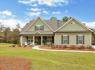 160 Discovery Lake Dr, Fayetteville, GA 30215