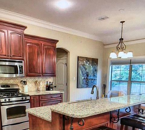 4th image of 10425 Plum Creek Dr