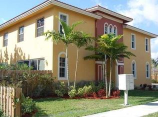 2212 Van Buren St, Hollywood, FL 33020