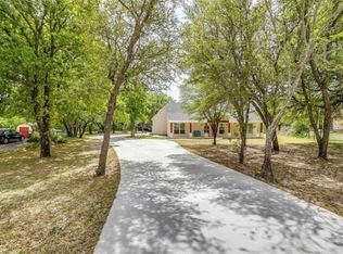 531 Faye Ln, Springtown, TX 76082