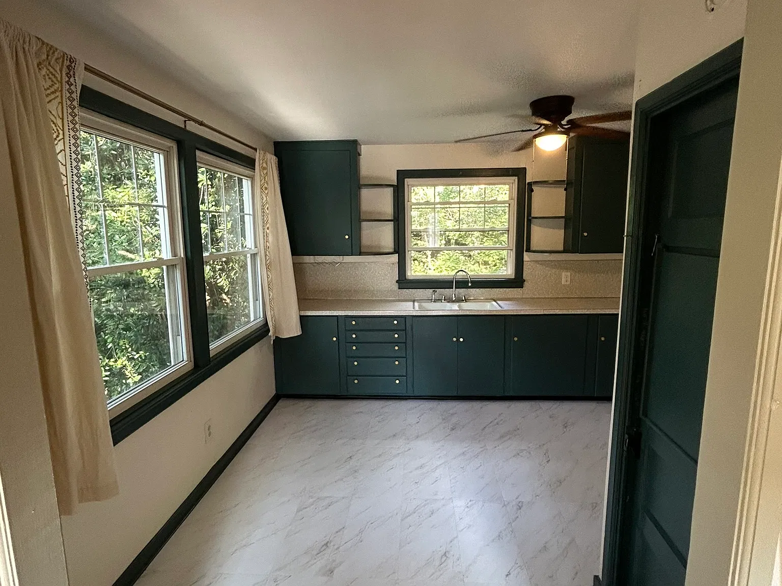 2 bed, 864 sqft, $1,900 — Photo 4