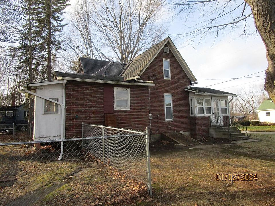 302 Henrietta St, Munith, MI 49259 Zillow