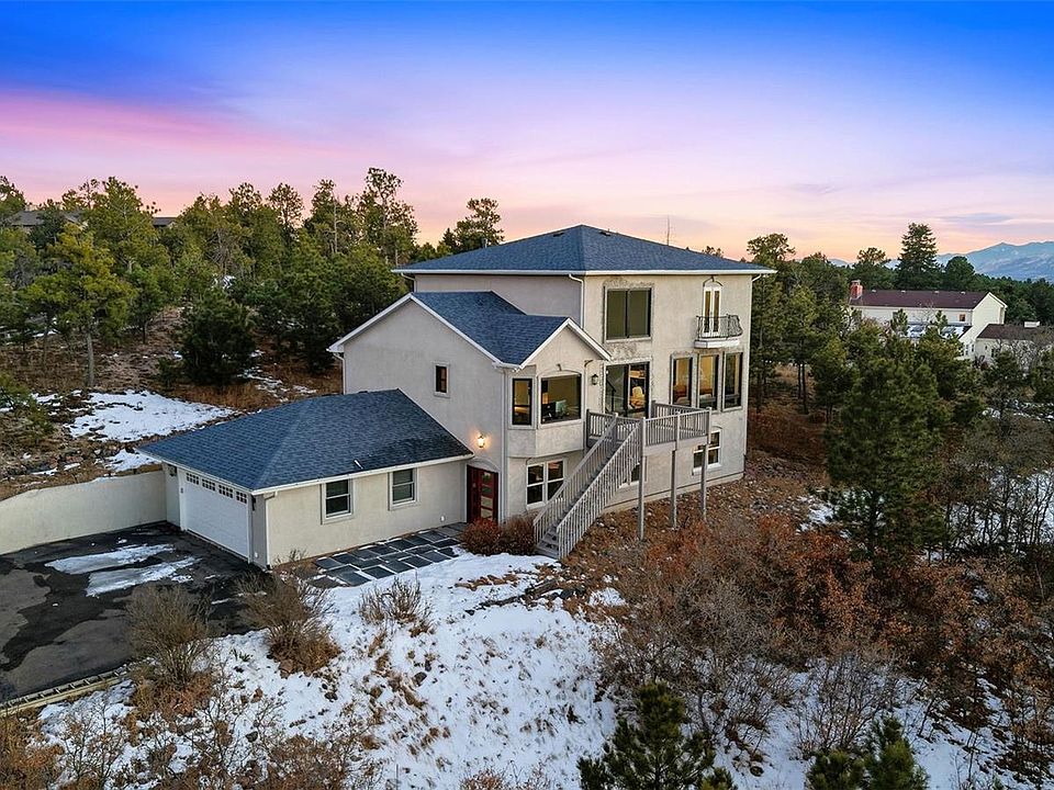 1st image of 975 Woodmoor Drive