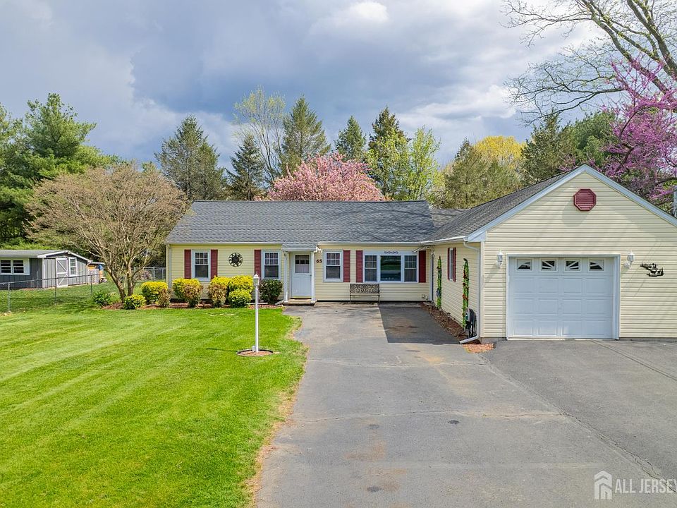 1st image of 65 Griggs Dr