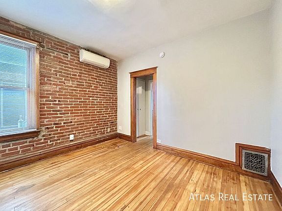 4th image of 1066 N Clarkson St APT 3