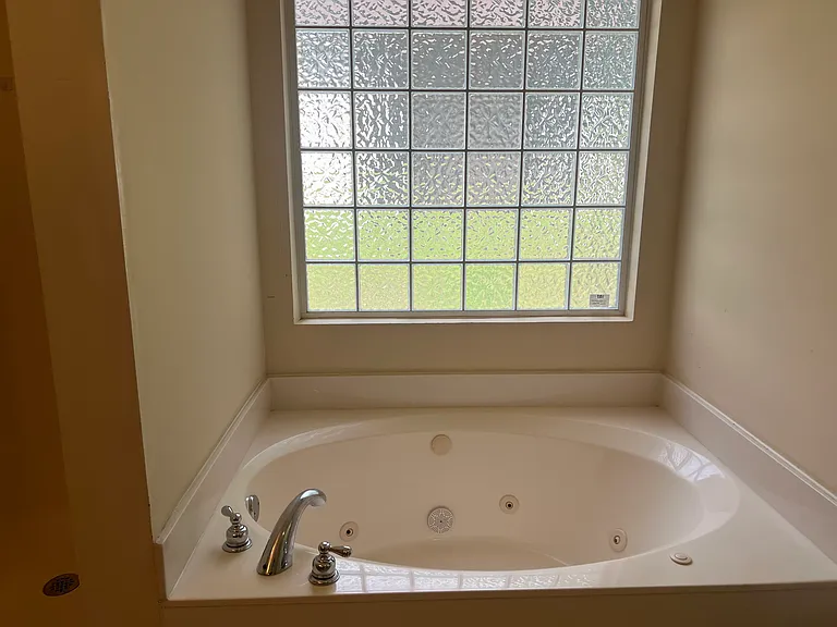5238 Cottage Cir — Photo 10
