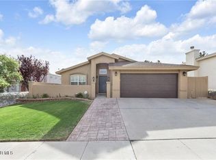 7067 Crown Ridge Dr, El Paso, TX 79912