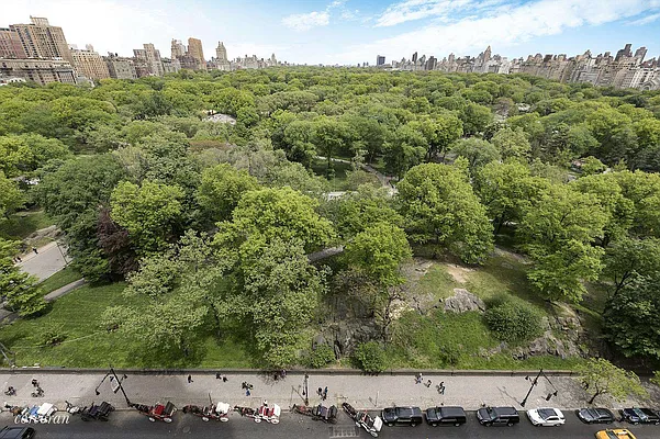 Rented by Corcoran | media 19