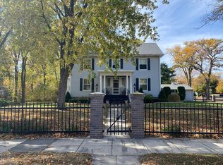 715 Nebraska Ave SW, Huron, SD 57350