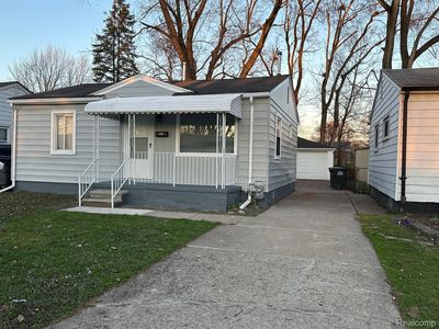 8045 Elm St, Taylor, MI, 48180