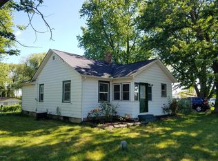 4793 Garfield St, Coopersville, MI 49404