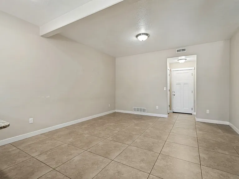11234 S Summer Heights Dr — Photo 3