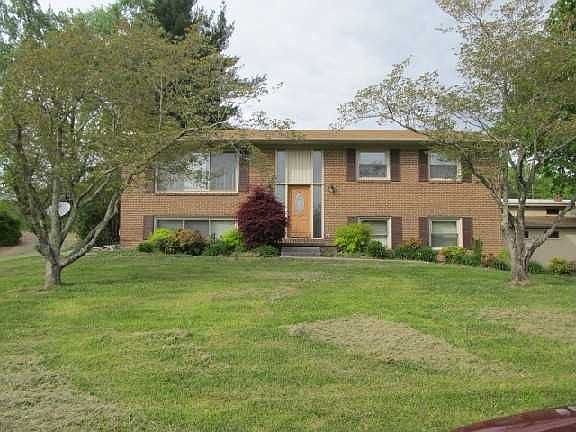 1st image of 5517 Arapaho Dr