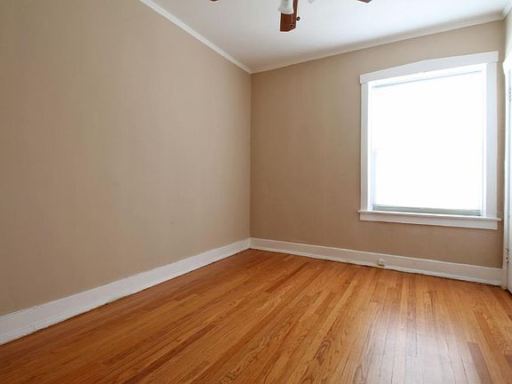 4th image of 42 Lake St #3E