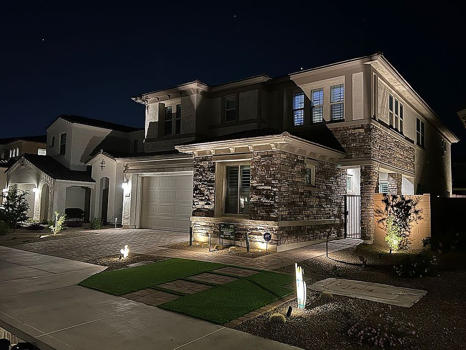2nd image of 3248 E Los Gatos Dr