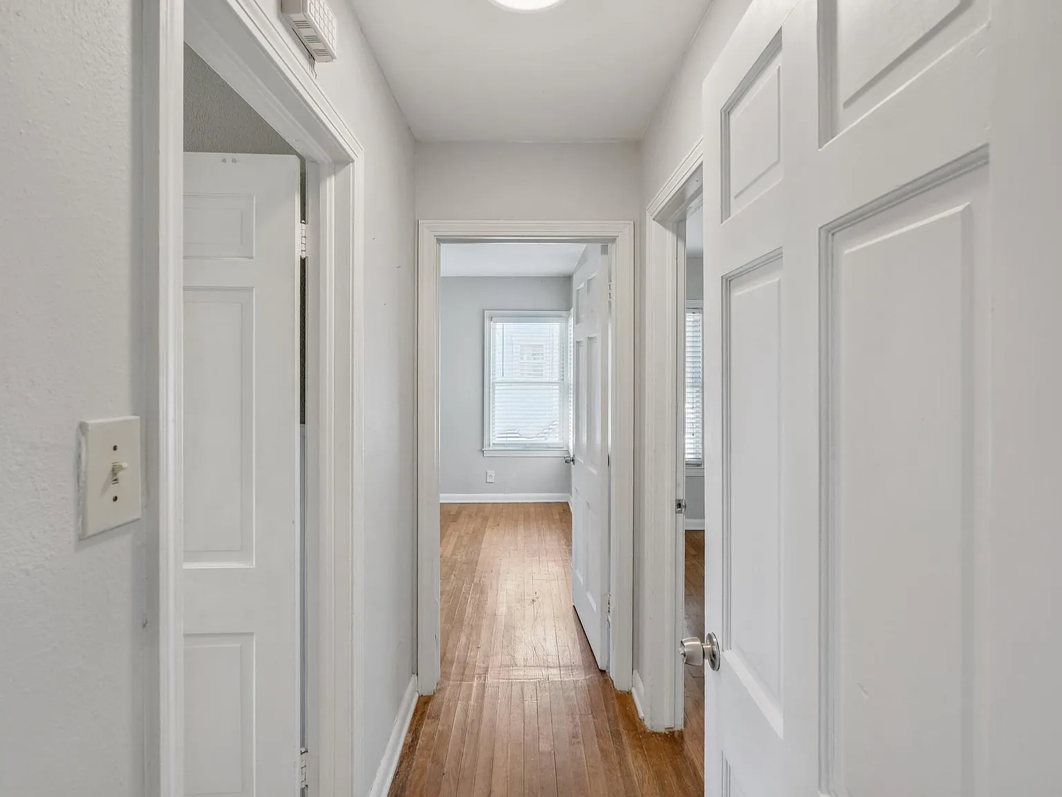 2 bed, 922 sqft, $1,550 — Photo 4