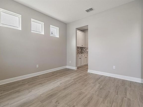 2nd image of 7276 Notched Pine Bnd