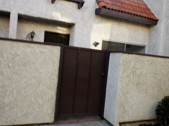 3rd image of 12330 Osborne St