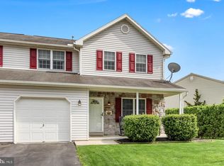 143 Bainbridge Cir, Sinking Spring, PA 19608