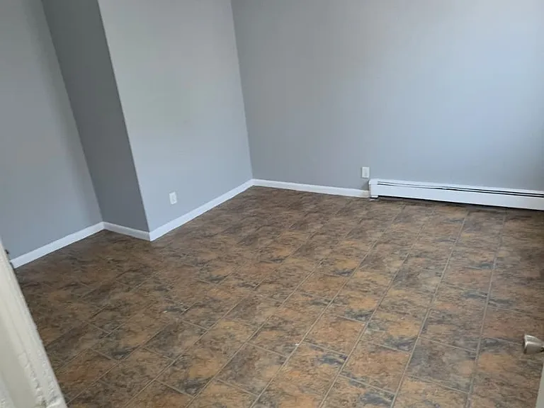 97 Butler St #1 — Photo 3