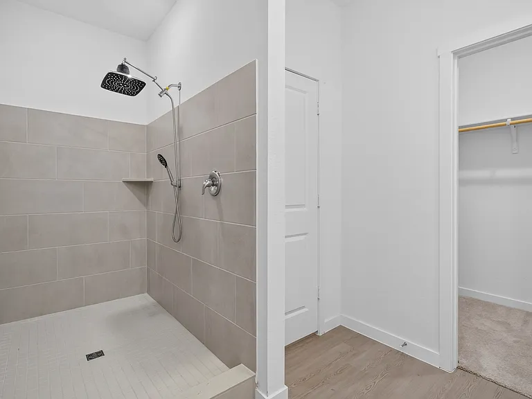 415 Kayden Ct — Photo 15