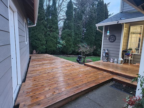2nd image of 1342 SE 61st Pl