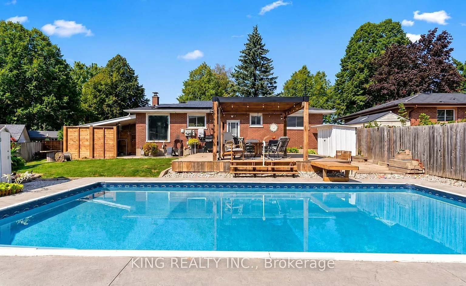 6 bed, $3,499 — Photo 1