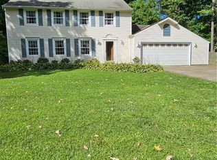 10395 Squires Ct, Painesville, OH 44077