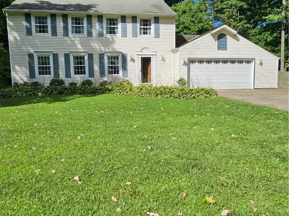 10395 Squires Ct, Painesville, OH 44077