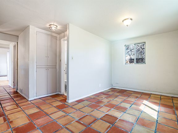 4th image of 123 Spruce St