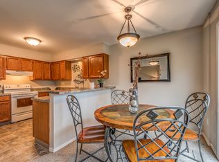 103 Niblick Cir, Baldwinsville, NY 13027