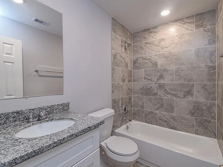 6008 Wedgefield St #A — Photo 8