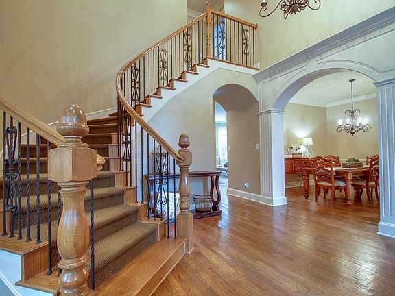 5th image of 5005 Glenshire Dr