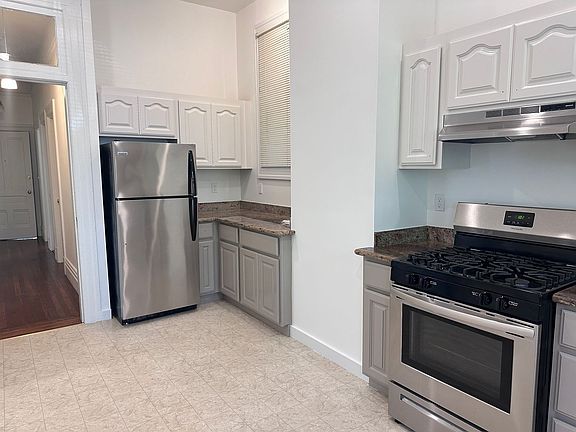 3rd image of 3626 17th St APT 2