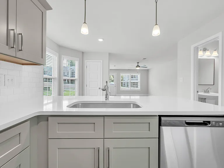204 Limestone Point Dr #1 — Photo 2