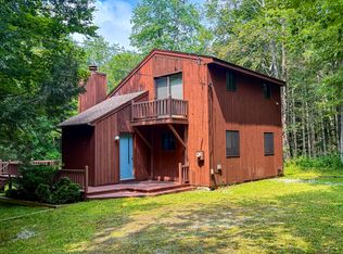 12 Bayberry Dr, Becket, MA 01223