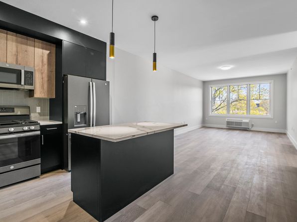 2021 Jones Rd #206