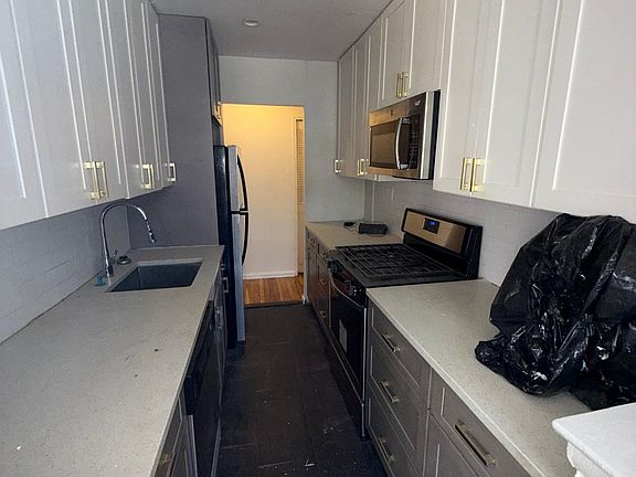 2nd image of 41 Clarkson Ave #4R