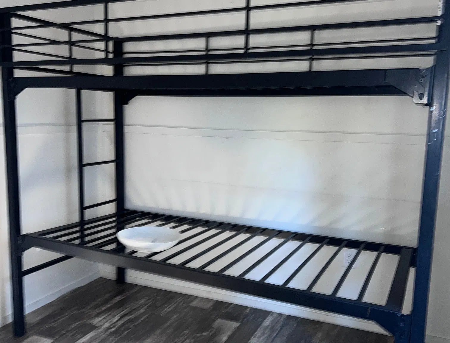 3 bed, 1048 sqft, $1,500 — Photo 4
