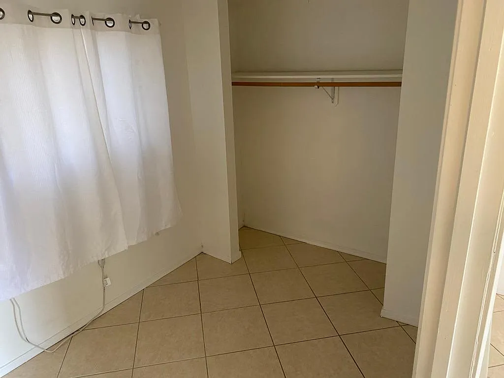 Studio, 450 sqft, $725 — Photo 3