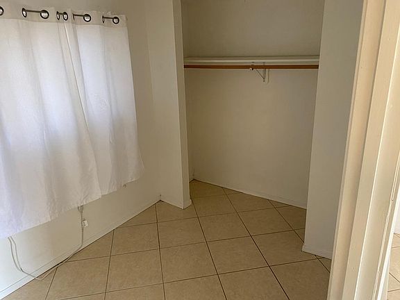 5th image of 1717 Lead Ave SE #B