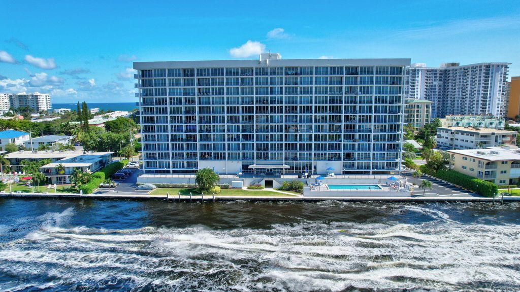 521 N Riverside Drive #1207, photo 2