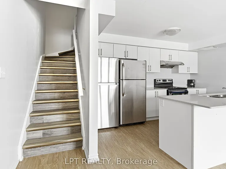 244 Penetanguishene Rd #4 — Photo 20